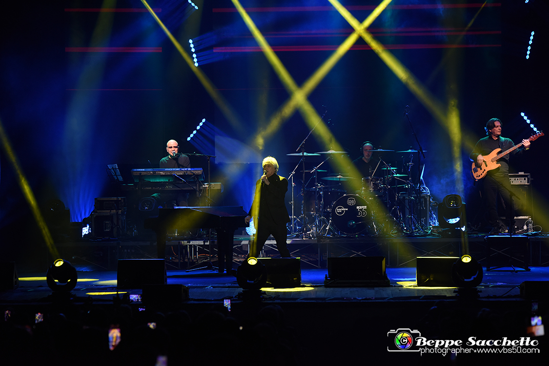 VBS_6804 - Concerto Nino D'Angelo - Il poeta che non sa parlare.jpg